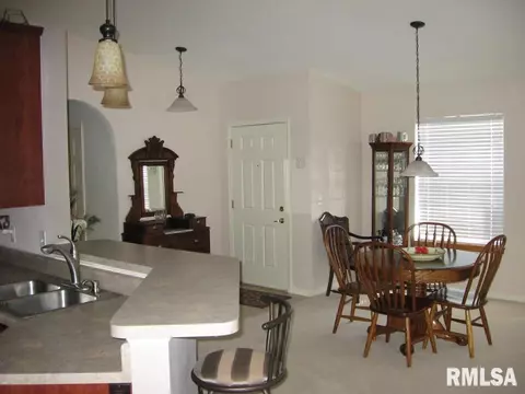 1012 Willow Rd, Macomb, IL 61455 photo 7