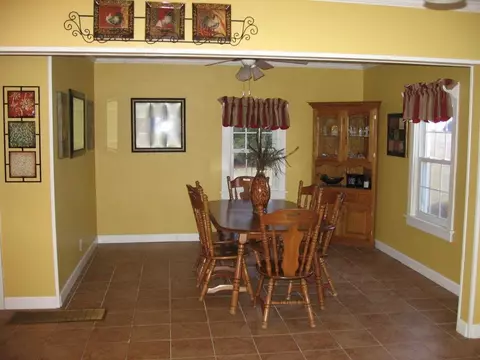 450 Emily Rd, Sciota, IL 61475 photo 7