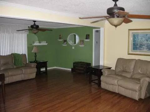 450 Emily Rd, Sciota, IL 61475 photo 5