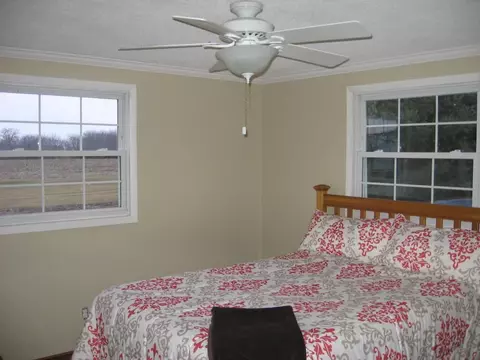 450 Emily Rd, Sciota, IL 61475 photo 10