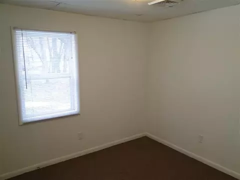 1014 E Wheeler Dr, Macomb, IL 61455 photo 13