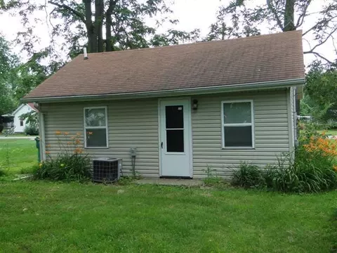 1014 E Wheeler Dr, Macomb, IL 61455 photo 5