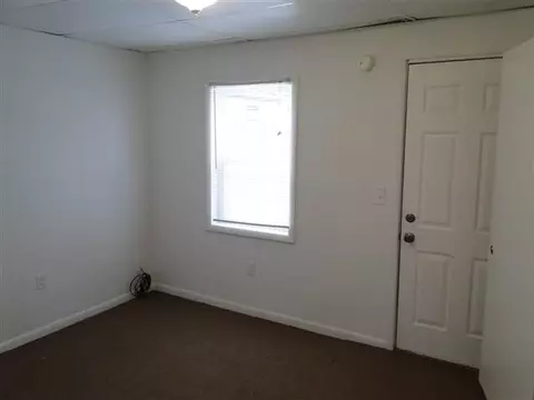 1014 E Wheeler Dr, Macomb, IL 61455 photo 11