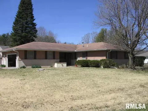 707 Meadow Dr, Macomb, IL 61455 photo 16
