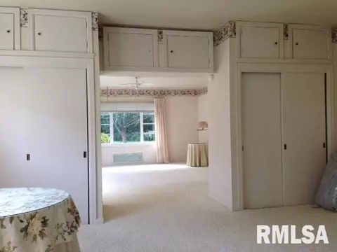 1385 Cherokee Rd, Macomb, IL 61455 photo 16