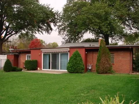 813 E Piper Dr, Macomb, IL 61455 photo 9
