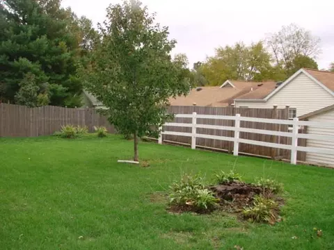 813 E Piper Dr, Macomb, IL 61455 photo 11