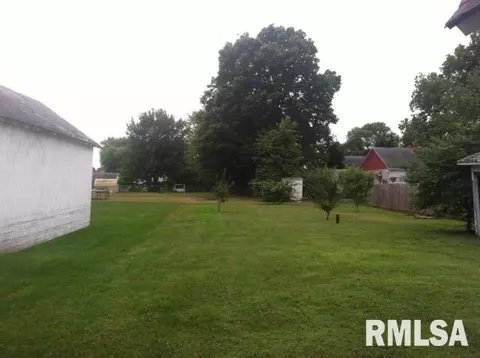 619 W Jefferson Dr, Macomb, IL 61455 photo 2