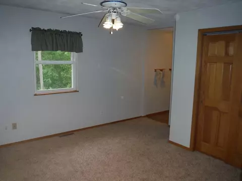 1325 E Myrtle, Canton, IL 61520 photo 28
