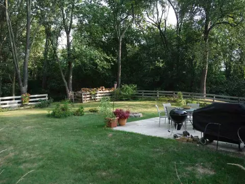 1325 E Myrtle, Canton, IL 61520 photo 10