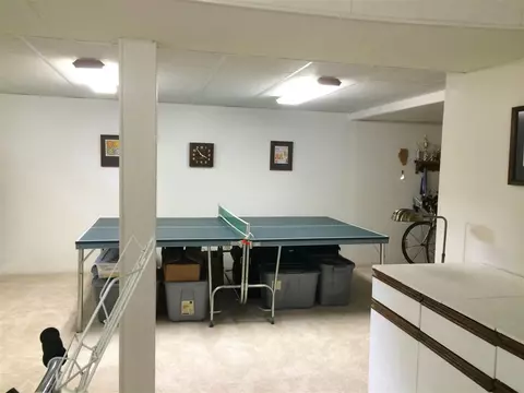 537 Meadow Dr, Macomb, IL 61455 photo 24