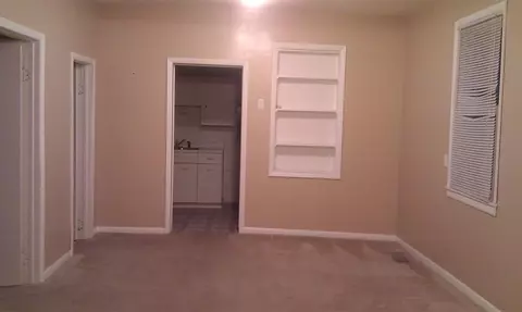 724 Piper, Macomb, IL 61455 photo 3