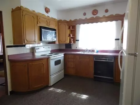 627 E Franklin St, Macomb, IL 61455 photo 18