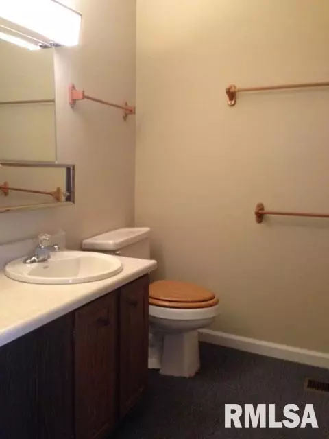 175 Jamestown Rd, Macomb, IL 61455 photo 13