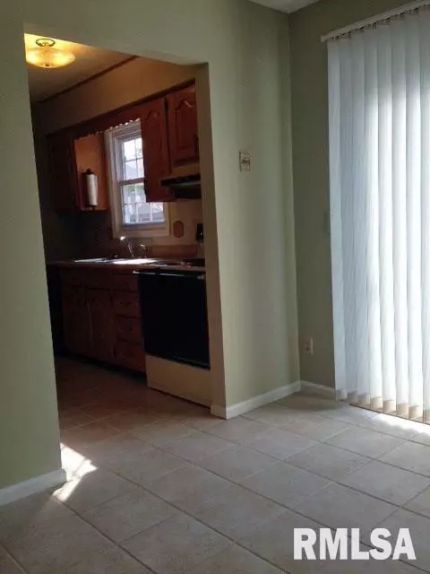 175 Jamestown Rd, Macomb, IL 61455 photo 5