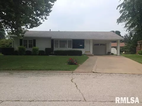 826 Madelyn Ave, Macomb, IL 61455 photo 1