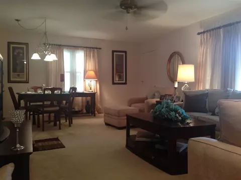 826 Madelyn Ave, Macomb, IL 61455 photo 2