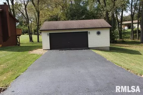 7660 W Chestnut Dr, Edwards, IL 61528 photo 5