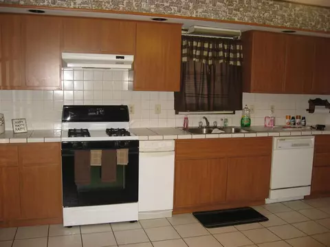 560 E Gridley St, Bushnell, IL 61422 photo 6