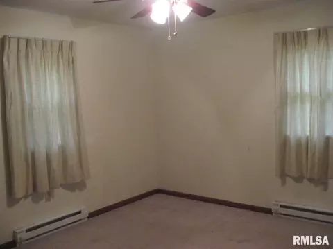 560 E Gridley St, Bushnell, IL 61422 photo 10
