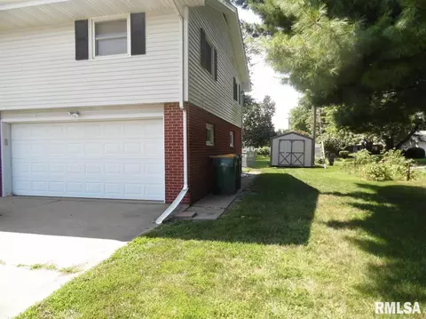 916 Candy Ln, Macomb, IL 61455 photo 28
