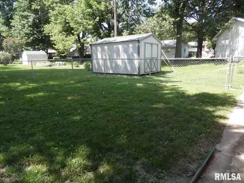 916 Candy Ln, Macomb, IL 61455 photo 31
