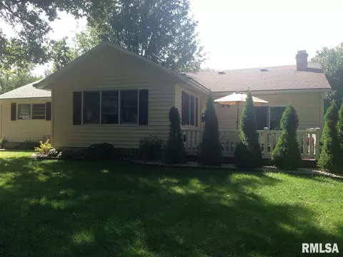 401 Meadow Dr, Macomb, IL 61455 photo 19