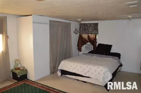 618 N Campbell, Macomb, IL 61455 photo 2