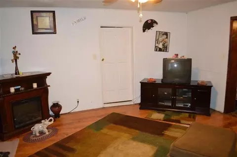 618 N Campbell, Macomb, IL 61455 photo 5