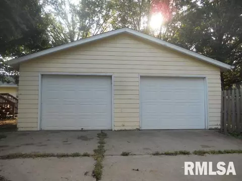 233 W Piper St, Macomb, IL 61455 photo 11