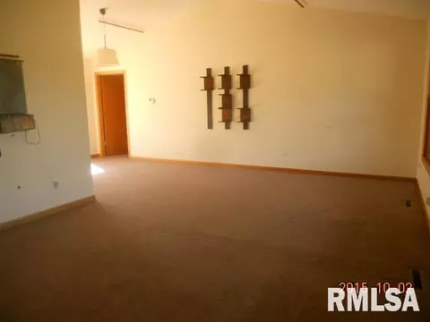 1201 Rebecca, Macomb, IL 61455 photo 4