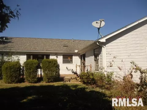 1201 Rebecca, Macomb, IL 61455 photo 8