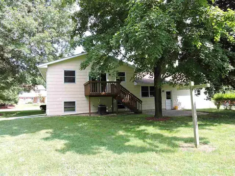 815 Meadow Dr, Macomb, IL 61455 photo 17
