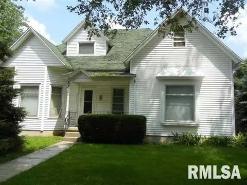 220 E State St, Good Hope, IL 61438 photo 3