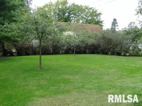 700 N Mcarthur St, Macomb, IL 61455 photo 23