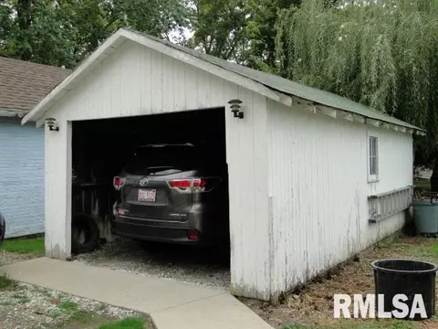 700 N Mcarthur St, Macomb, IL 61455 photo 22