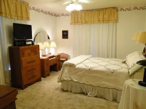 700 N Mcarthur St, Macomb, IL 61455 photo 14