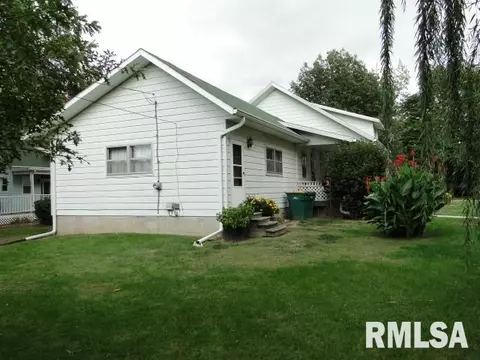 700 N Mcarthur St, Macomb, IL 61455 photo 3