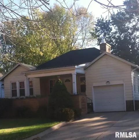 721 S Johnson St, Macomb, IL 61455 photo 11