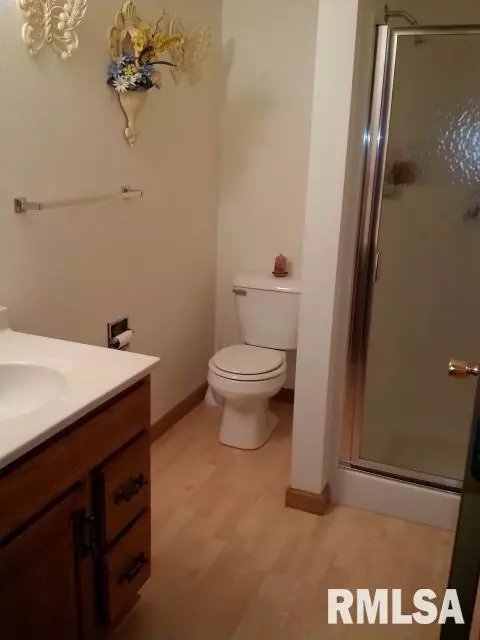 1445 E Myrtle, Canton, IL 61520 photo 21