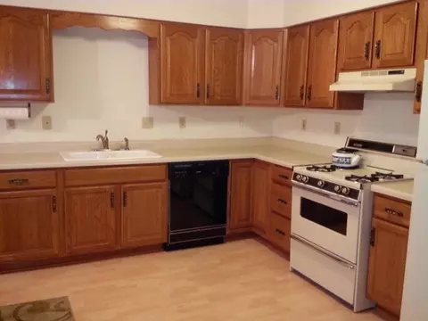1445 E Myrtle, Canton, IL 61520 photo 24