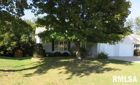 1445 E Myrtle, Canton, IL 61520 photo 3
