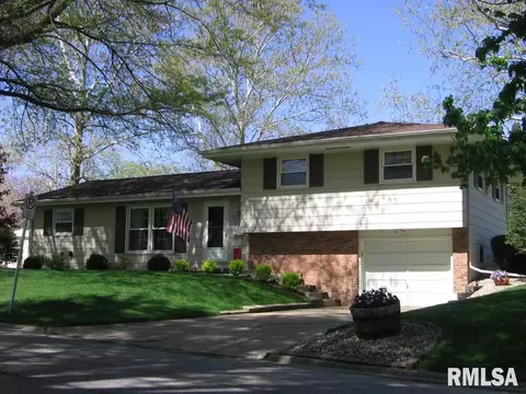 197 Penny Ln, Macomb, IL 61455 photo 1