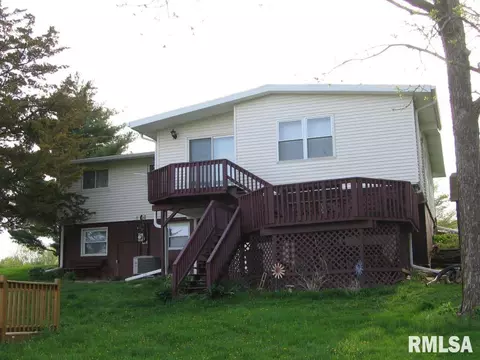83 Oak Ln, Avon, IL 61415 photo 2