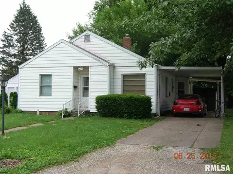407 E Summit St, Macomb, IL 61455 photo 1