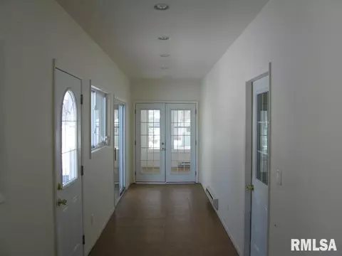 1141 Maple Ave, Macomb, IL 61455 photo 8