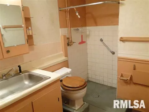 735 Madelyn Ave, Macomb, IL 61455 photo 18