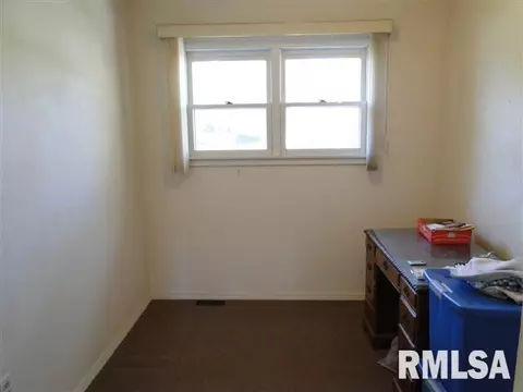 735 Madelyn Ave, Macomb, IL 61455 photo 17