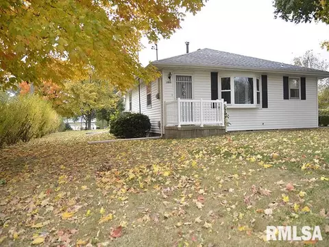 1009 S Chestnut St, Delavan, IL 61734 photo 24