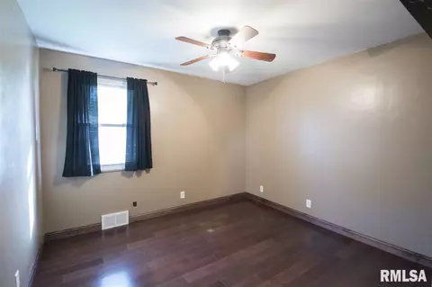 302 Devonshire, Washington, IL 61571 photo 18